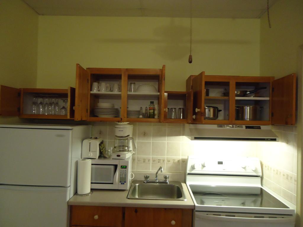 Auberge Familiale La Veranda Trois-Rivières Rum bild